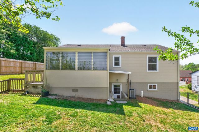 511 STONEHENGE AVE, Charlottesville, VA 22902