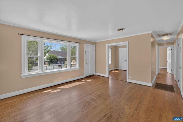 511 STONEHENGE AVE, Charlottesville, VA 22902