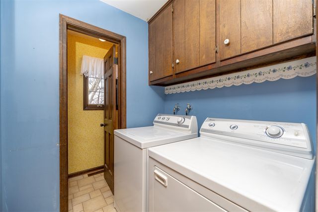 10798 Pleasant Lake Road, Delton, MI 49046