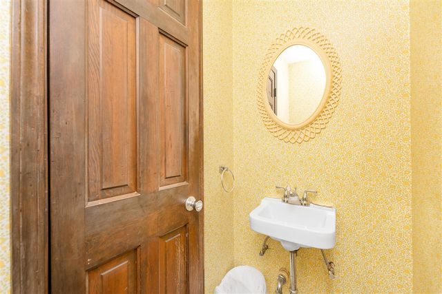 10798 Pleasant Lake Road, Delton, MI 49046