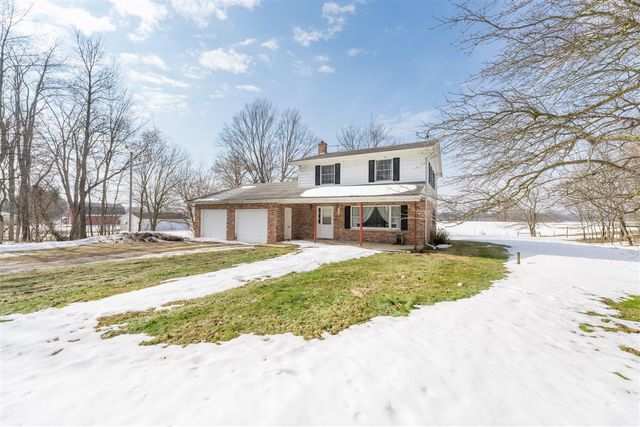 10798 Pleasant Lake Road, Delton, MI 49046