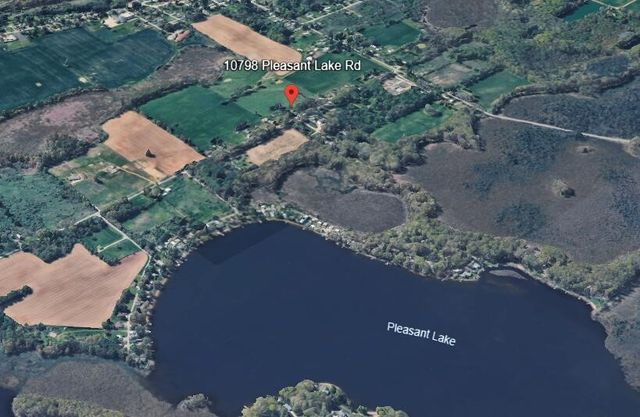 10798 Pleasant Lake Road, Delton, MI 49046