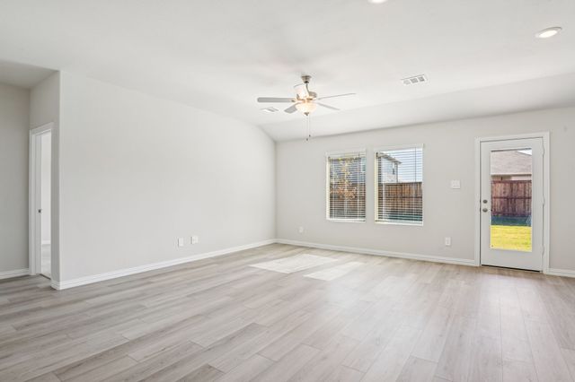 2021 Carriage Court, Seagoville, TX 75159