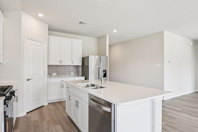 2021 Carriage Court, Seagoville, TX 75159