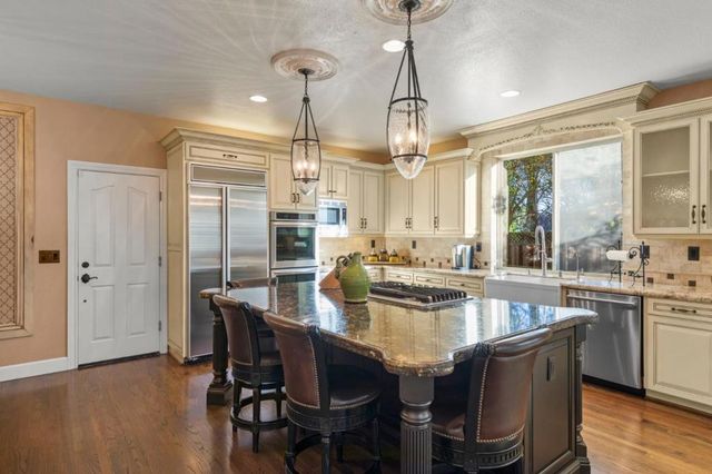 585 Calle Siena, Morgan Hill, CA 95037