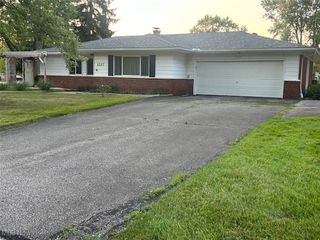 1227 Shepard Hills Boulevard, Macedonia, OH 44056