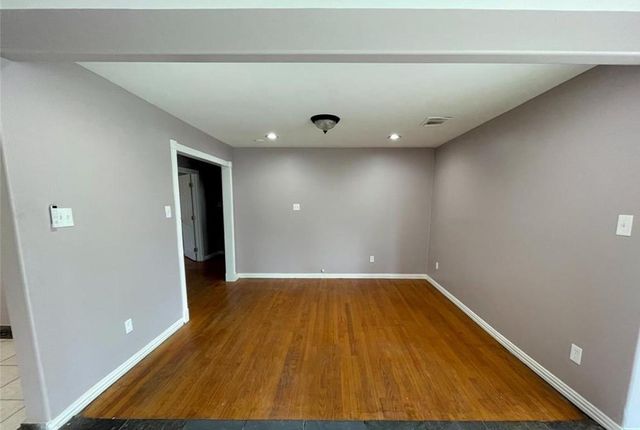 7230 Sims Drive, Houston, TX 77061