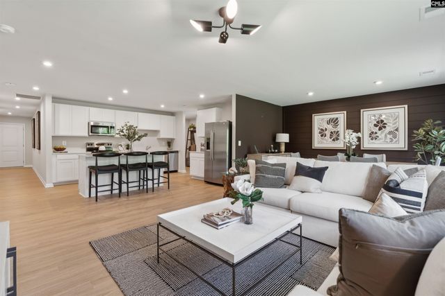 135 Kingfield Drive, Hopkins, SC 29061