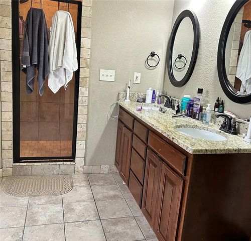 1900 SW Cypress Street, Bentonville, AR 72713