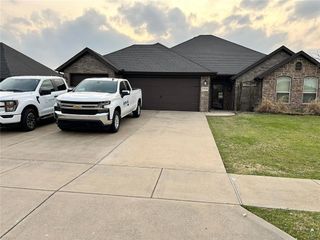 1900 SW Cypress Street, Bentonville, AR 72713