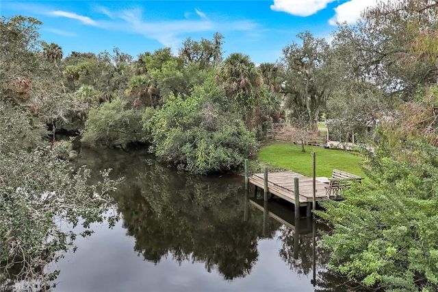 18130 Elmwood DR, Alva, FL 33920