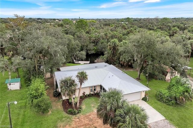 18130 Elmwood DR, Alva, FL 33920