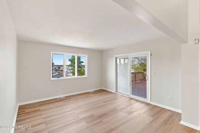 369 Tuscarora Avenue, Waretown, NJ 08758