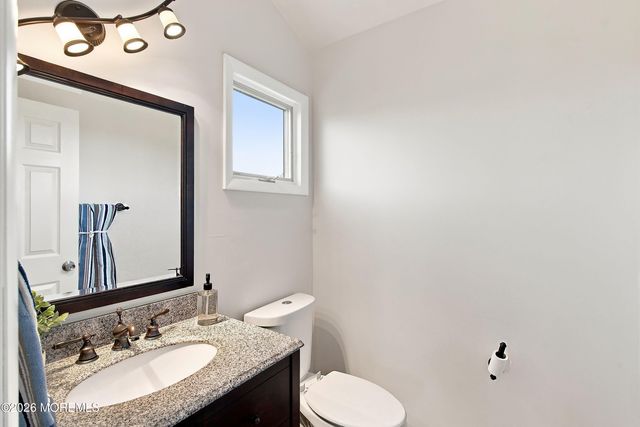 369 Tuscarora Avenue, Waretown, NJ 08758