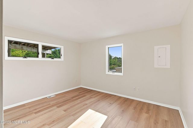 369 Tuscarora Avenue, Waretown, NJ 08758