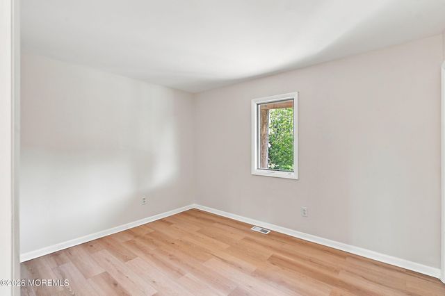 369 Tuscarora Avenue, Waretown, NJ 08758