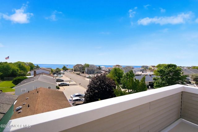 369 Tuscarora Avenue, Waretown, NJ 08758