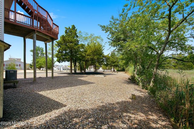 369 Tuscarora Avenue, Waretown, NJ 08758
