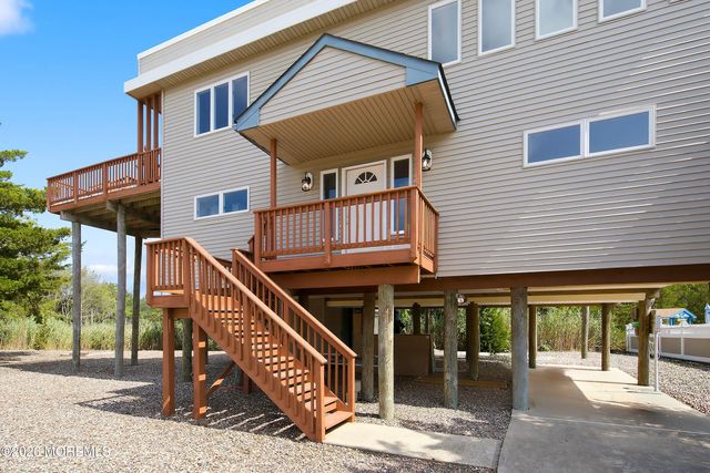 369 Tuscarora Avenue, Waretown, NJ 08758