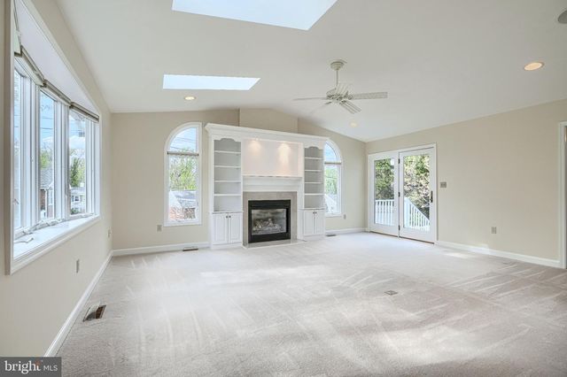 8 FELTON RD, Lutherville Timonium, MD 21093