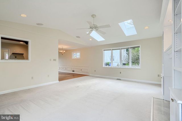 8 FELTON RD, Lutherville Timonium, MD 21093