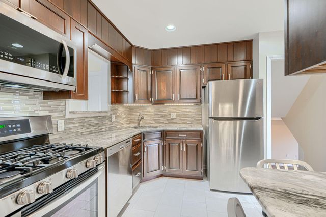 8 FELTON RD, Lutherville Timonium, MD 21093