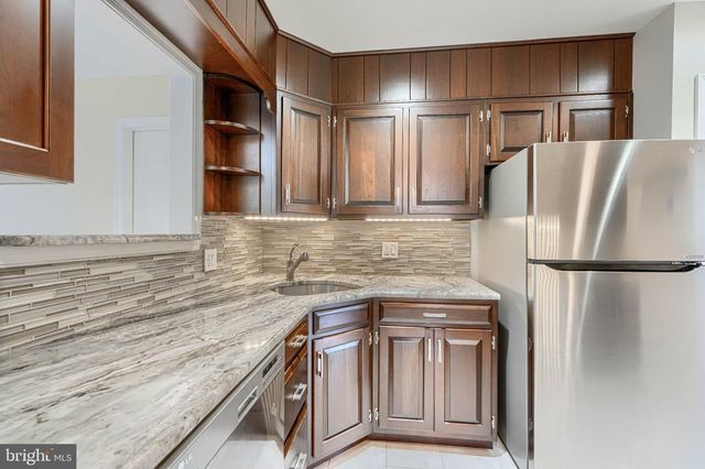 8 FELTON RD, Lutherville Timonium, MD 21093