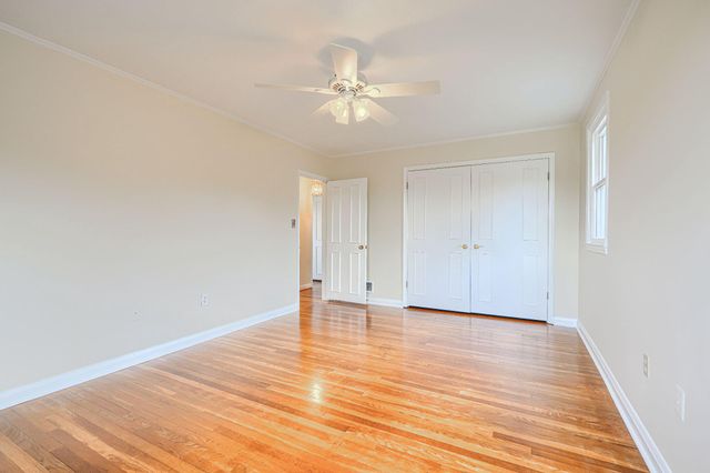 8 FELTON RD, Lutherville Timonium, MD 21093