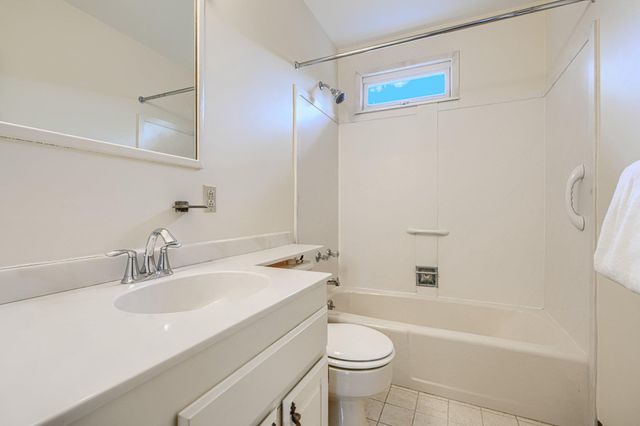 8 FELTON RD, Lutherville Timonium, MD 21093