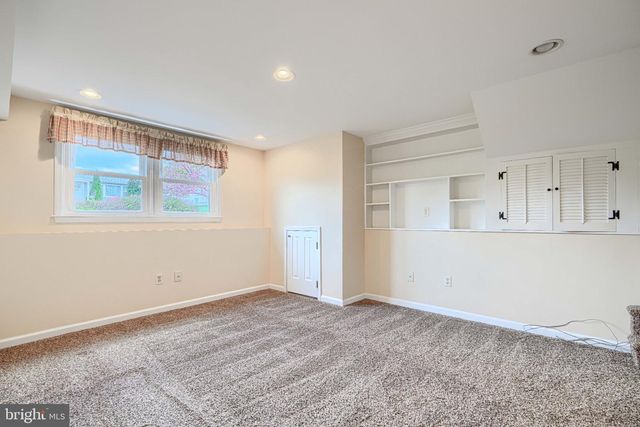 8 FELTON RD, Lutherville Timonium, MD 21093