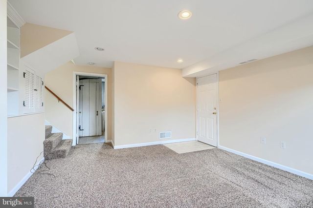 8 FELTON RD, Lutherville Timonium, MD 21093