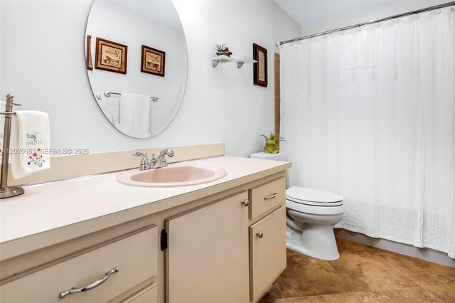 828 NW 79th Ter, Plantation, FL 33324