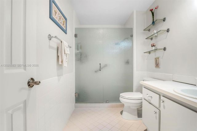 828 NW 79th Ter, Plantation, FL 33324