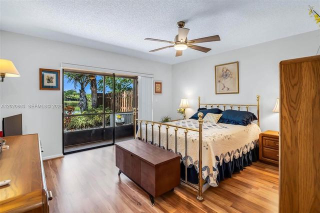 828 NW 79th Ter, Plantation, FL 33324
