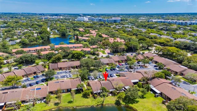 828 NW 79th Ter, Plantation, FL 33324