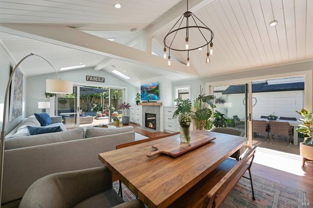 305 Ricardo Rd, Mill Valley, CA 94941