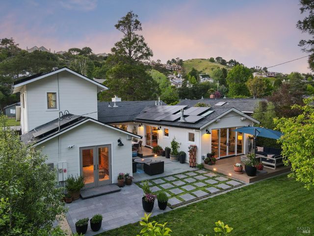 305 Ricardo Rd, Mill Valley, CA 94941