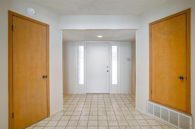 4103 Apache Trail Court, Granbury, TX 76048