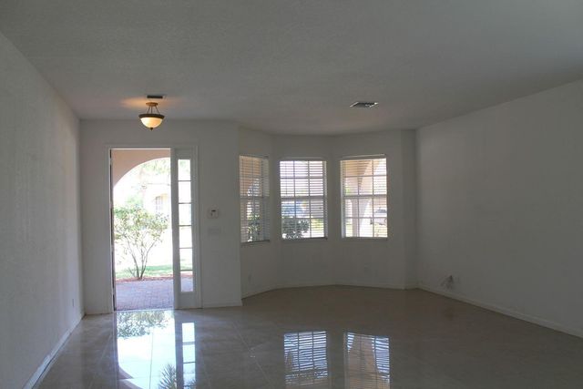 1804 SW Jamesport Drive, Port St. Lucie, Port St Lucie, FL 34953