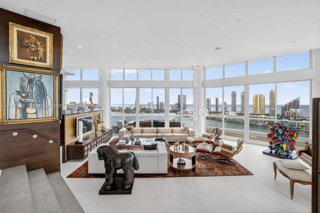 2600 Island Boulevard PH1, Aventura, FL 33160