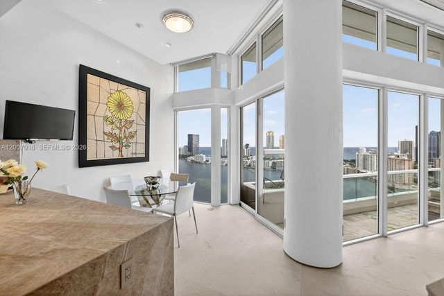 2600 Island Boulevard PH1, Aventura, FL 33160