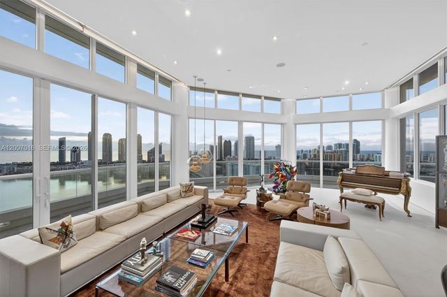2600 Island Boulevard PH1, Aventura, FL 33160