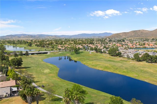 29268 Meandering, Menifee, CA 92584