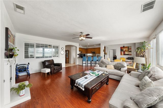 29268 Meandering, Menifee, CA 92584