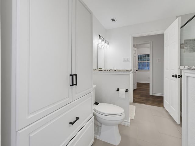 5717 Fursman Avenue, Fort Worth, TX 76114