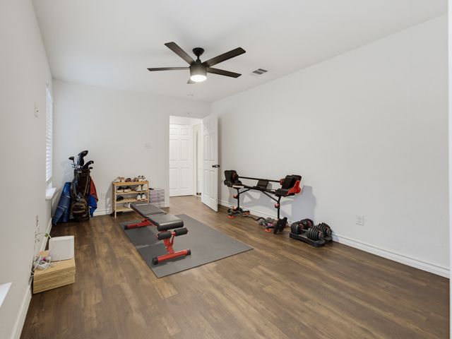 5717 Fursman Avenue, Fort Worth, TX 76114