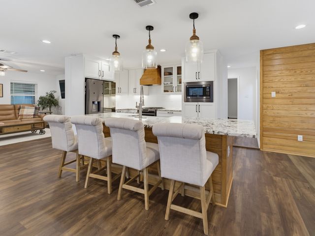 5717 Fursman Avenue, Fort Worth, TX 76114