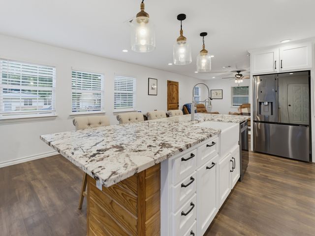 5717 Fursman Avenue, Fort Worth, TX 76114