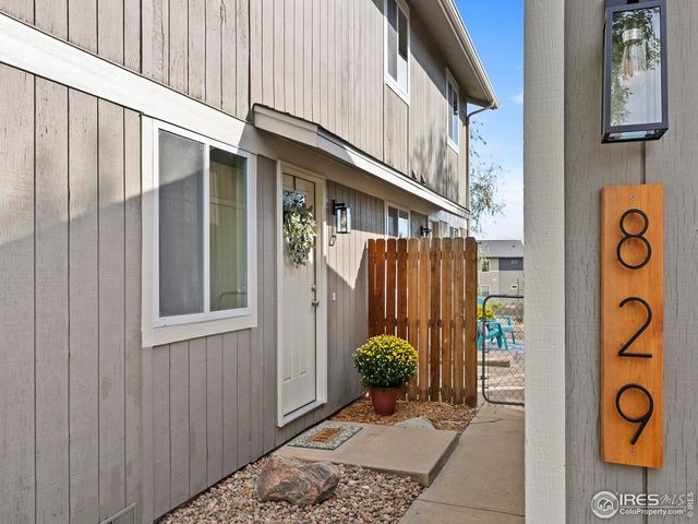 829 Independence Dr, Longmont, CO 80504