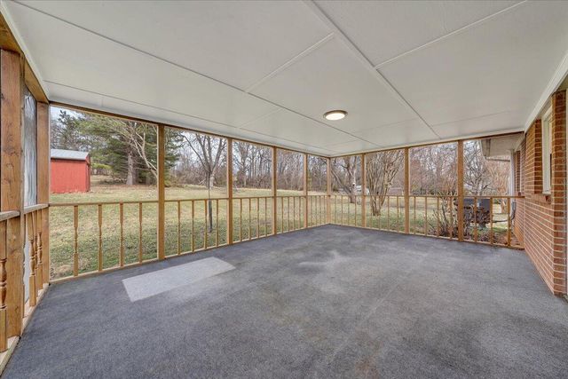 160 Bernard RD, Rocky Mount, VA 24151